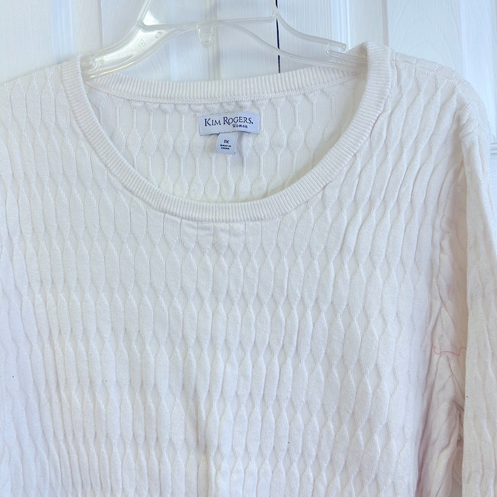 Soft 3/4 sleeve sweater